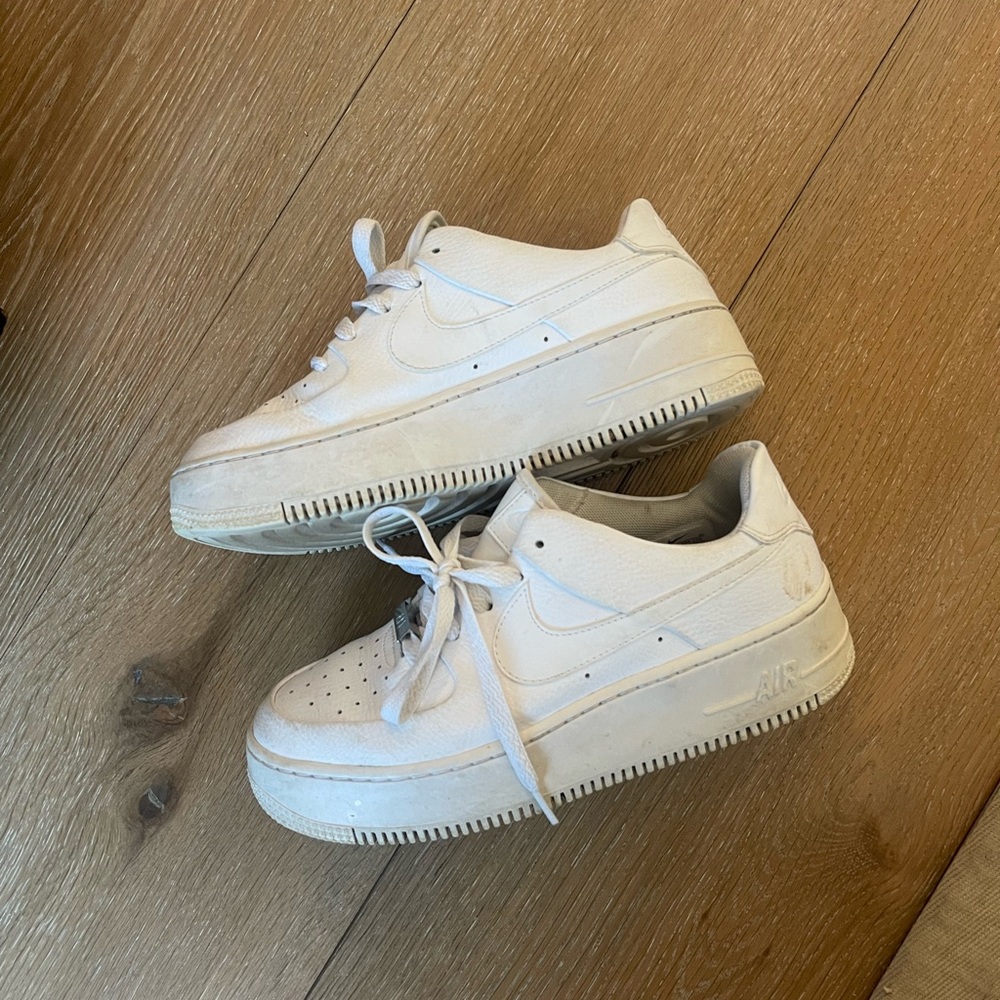 Platform Nike Air Force 1’s